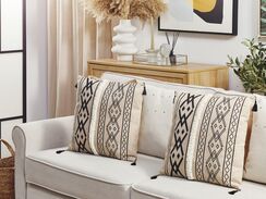 Koristetyyny 2 kpl 45 x 45 cm mustabeige PULMONARIA