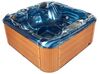 Bañera de hidromasaje LED de acrílico azul/plateado/madera clara 200 x 200 cm LASTARRIA_877252