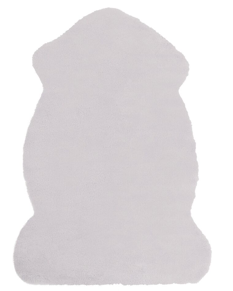 Tapis en fausse fourrure de lapin gris 60 x 90 cm UNDARA_812604