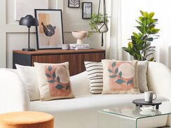 Koristetyyny monivärinen 45 x 45 cm 2 kpl CALLIOPSIS Koristetyyny monivärinen 45 x 45 cm 2 kpl CALLIOPSIS