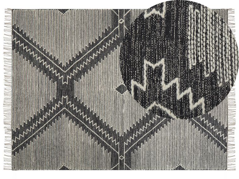 Fekete és fehér pamutszőnyeg 160 x 230 cm ARBAA_831279