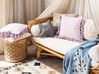 Bawełniana poduszka dekoracyjna z frędzlami 45 x 45 cm różowa LYNCHIS_838713