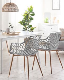 Tuoli muovi vaaleanharmaa 2 kpl NASHUA Tuoli muovi vaaleanharmaa 2 kpl NASHUA