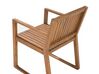Sada 8 světle hnědých dřevěných zahradních židlí s  polštářem vzoru listů SASSARI_776067