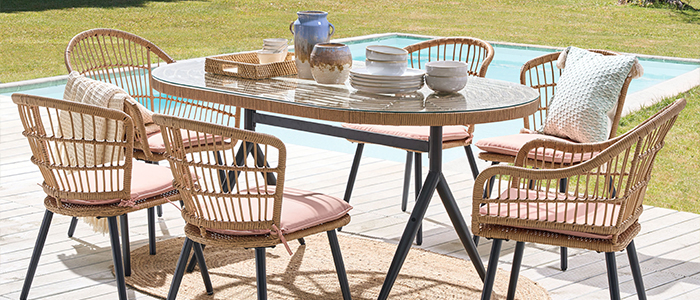 Acquista set tavolo da esterno giardino in legno con 4 sedie