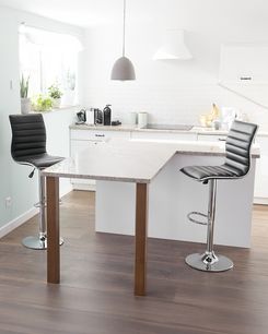 Baarijakkara keinonahka musta 2 kpl LUCERNE Baarijakkara keinonahka musta 2 kpl LUCERNE