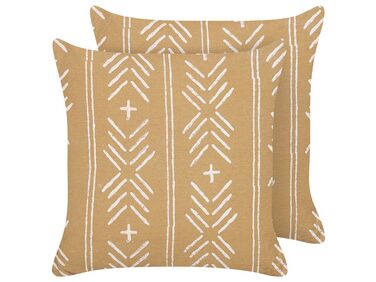 Set of 2 Cotton Cushions Geometric Pattern  45 x 45 cm Beige and White BANYAN