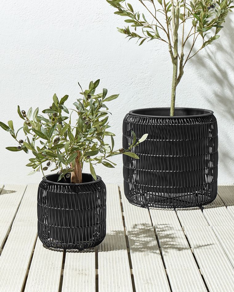 Blumentopf 2er Set Rattan schwarz rund BRODIEA Beliani.at