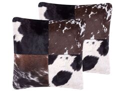 Tummanruskea 2 kpl koristetyynysetti lehmännahka tilkkukuviolla 45 x 45 cm MARADY Tummanruskea 2 kpl koristetyynysetti lehmännahka tilkkukuviolla 45 x 45 cm MARADY