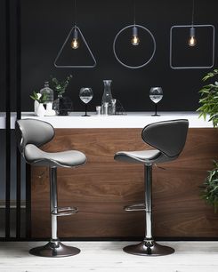 Baarijakkara keinonahka harmaa 2 kpl CONWAY Baarijakkara keinonahka harmaa 2 kpl CONWAY