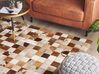 Kožený patchworkový koberec 160 x 230 cm hnědo-bílý CAMILI_780740