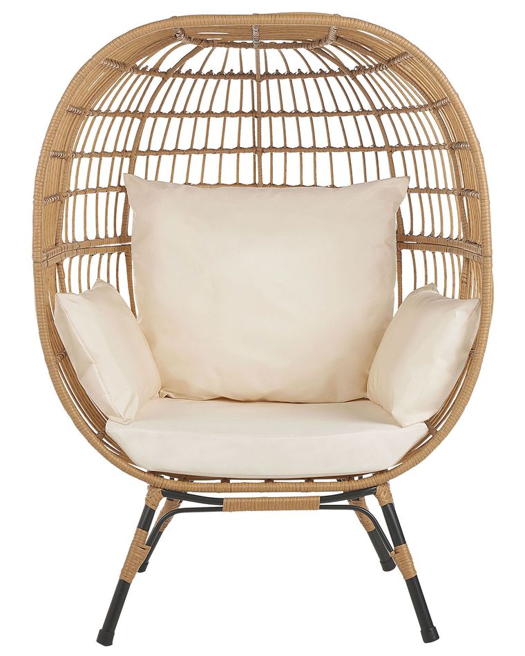 Beliani Rattan-Sessel Mit Hocker – PE Rattan Natur, Cremeweiße Kissen, Boho-Stil, Indoor/Outdoor Beliani Rattan-Sessel Mit Hocker – PE Rattan Natur, Cremeweiße Kissen, Boho-Stil, Indoor/Outdoor