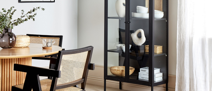 Mensole e scaffali per il soggiorno, come organizzare il tuo spazio?
