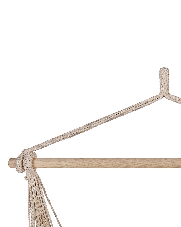 Makramee Hängesessel mit Kissen Baumwolle beige BONEA | Beliani.ch