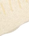 Vlnený detský koberec v tvare ľadového medveďa 100 x 160 cm biely TAQQIQ_873905