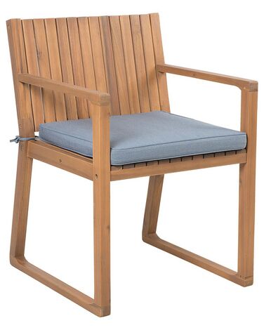 Krzesło ogrodowe akacjowe jasne drewno z poduszką niebieską SASSARI