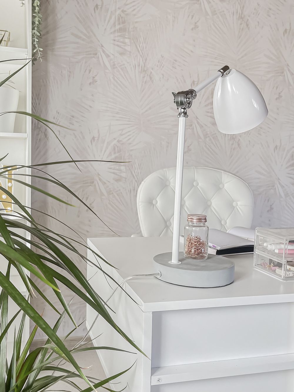 Panchina da Letto in Similpelle Beige per Camera da Letto Look Moderno Betin