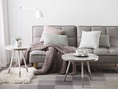 Sivupöytä marmorikuvio valkoinen/hopea RAMONA Sivupöytä marmorikuvio valkoinen/hopea RAMONA