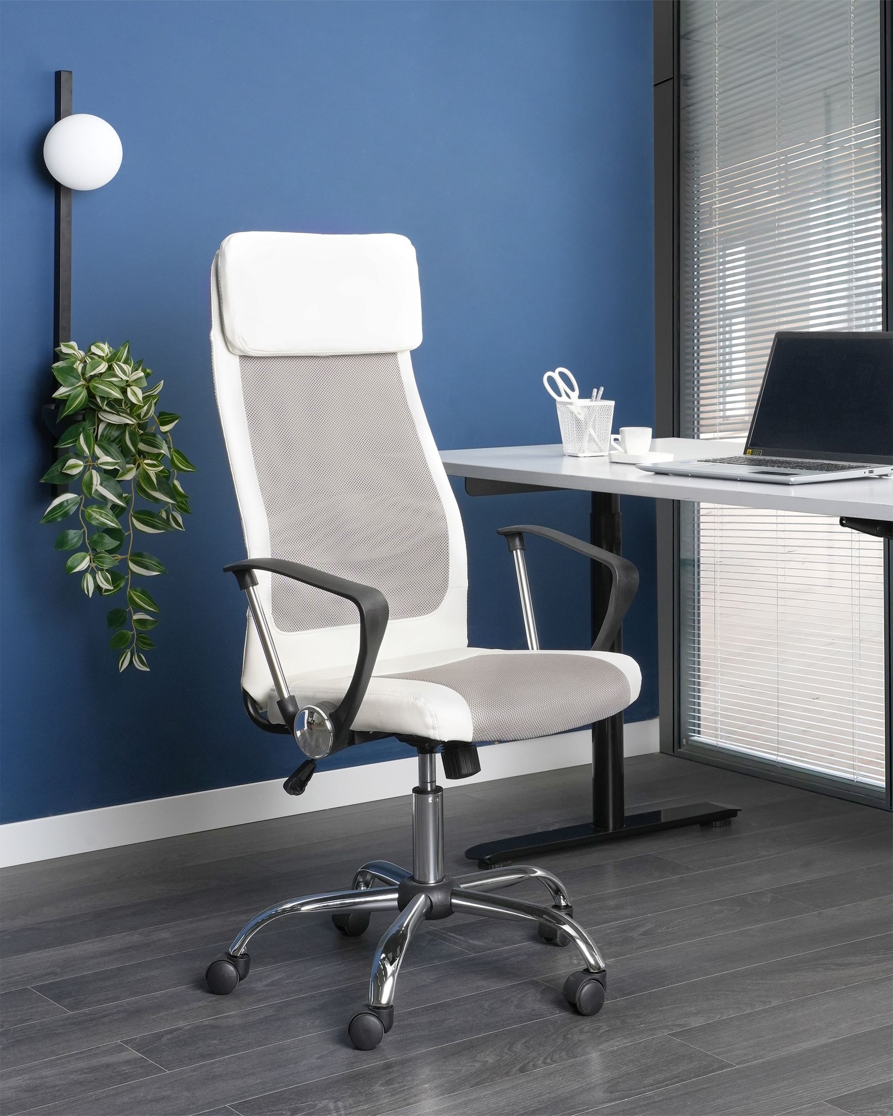 Faux Leather Office Chair White with Grey PIONEER Beliani.co.uk