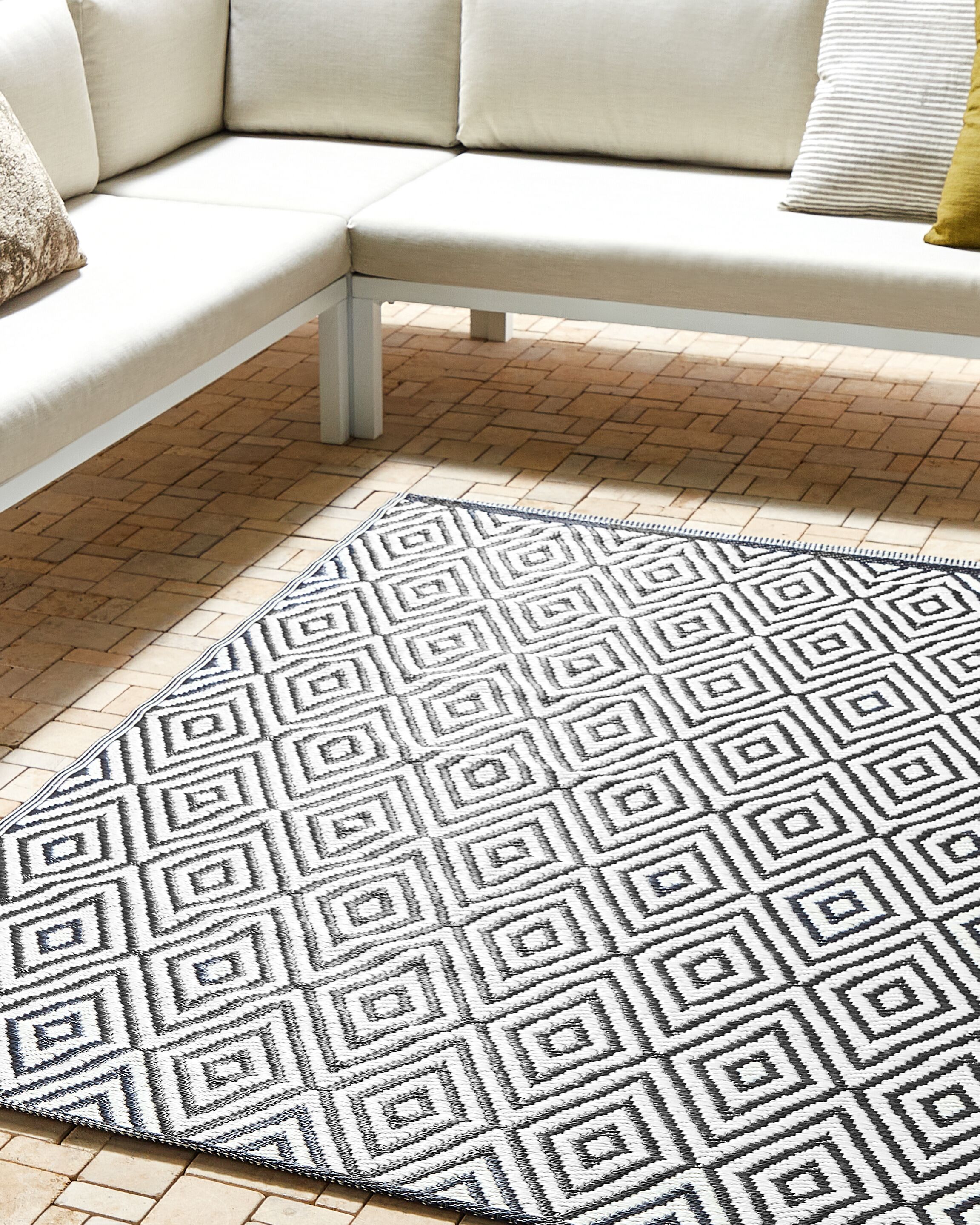 Tapete de exterior 150 x 200 cm preto SIKAR
