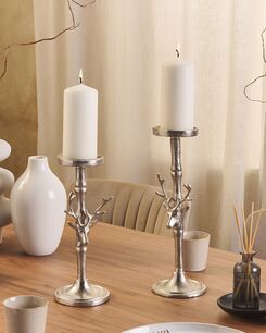 Kynttilänjalka alumiini hopea 2 kpl TIKAL Kynttilänjalka alumiini hopea 2 kpl TIKAL