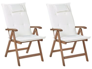 Lot de 2 chaises de jardin pliantes en bois d'acacia sombre avec coussins blanc cassé AMANTEA