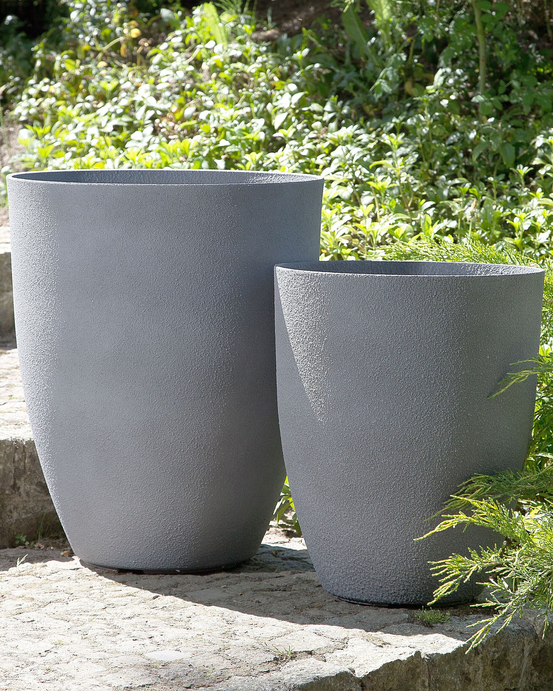 Blumenkübel grau rund 43 x 43 x 52 cm CROTON Beliani.de