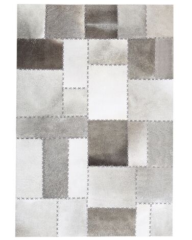 Teppich Kuhfell taupe 140 x 200 cm Patchwork Kurzflor PERVARI