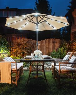 Aurinkovarjo LED-valoilla vaalea beige ⌀ 266 cm RAPALLO