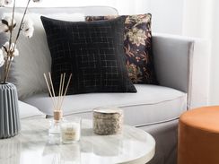 Koristetyyny kangas musta 45 x 45 cm 2 kpl BELLFLOWER Koristetyyny kangas musta 45 x 45 cm 2 kpl BELLFLOWER