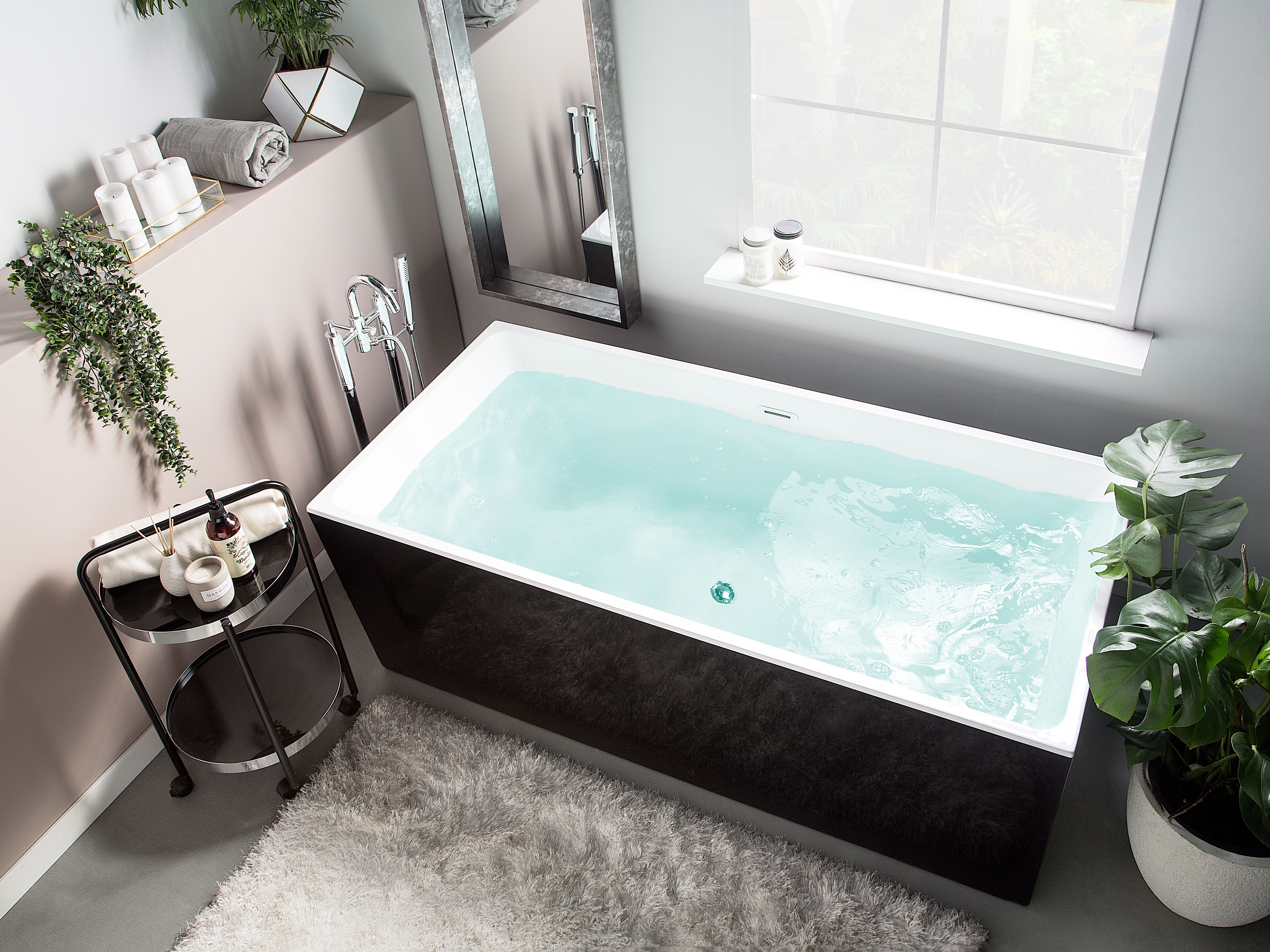 Wanna wolnostojąca czarna RIOS