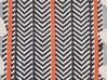 Bawełniana poduszka dekoracyjna wzór w jodełkę 45 x 45 cm wielokolorowa BOUVARDIA_843239