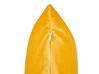 Lot de 2 coussins en velours jaune à motif géométrique 45 x 45 cm PINUS_810617