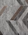 Kožený koberec 140 x 200 cm sivý ARKUM_751243
