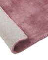 Rózsaszín rövid szálú szőnyeg 140 x 200 cm GESI II_837737