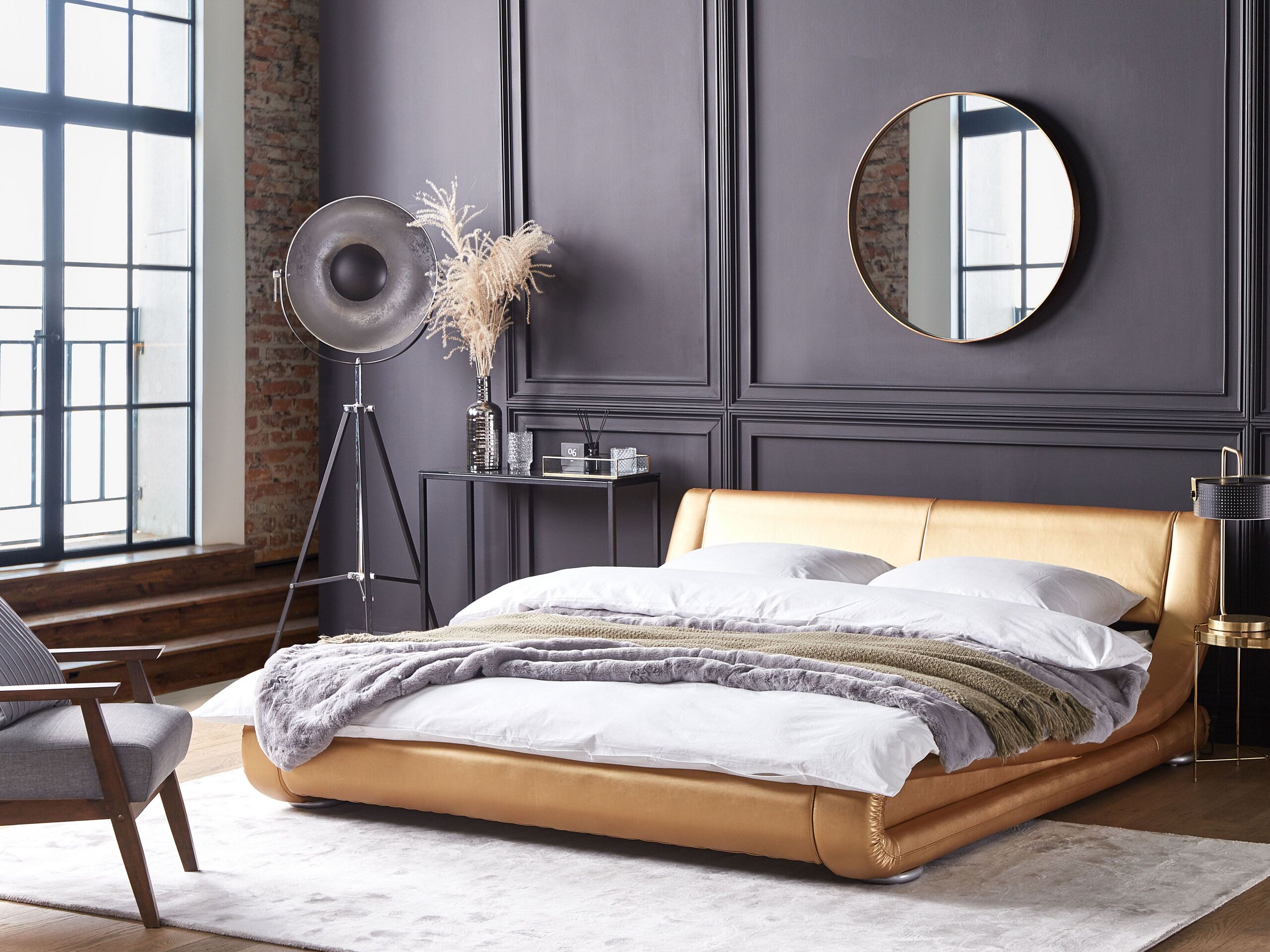Cama de casal em pele dourada 160 x 200 cm AVIGNON