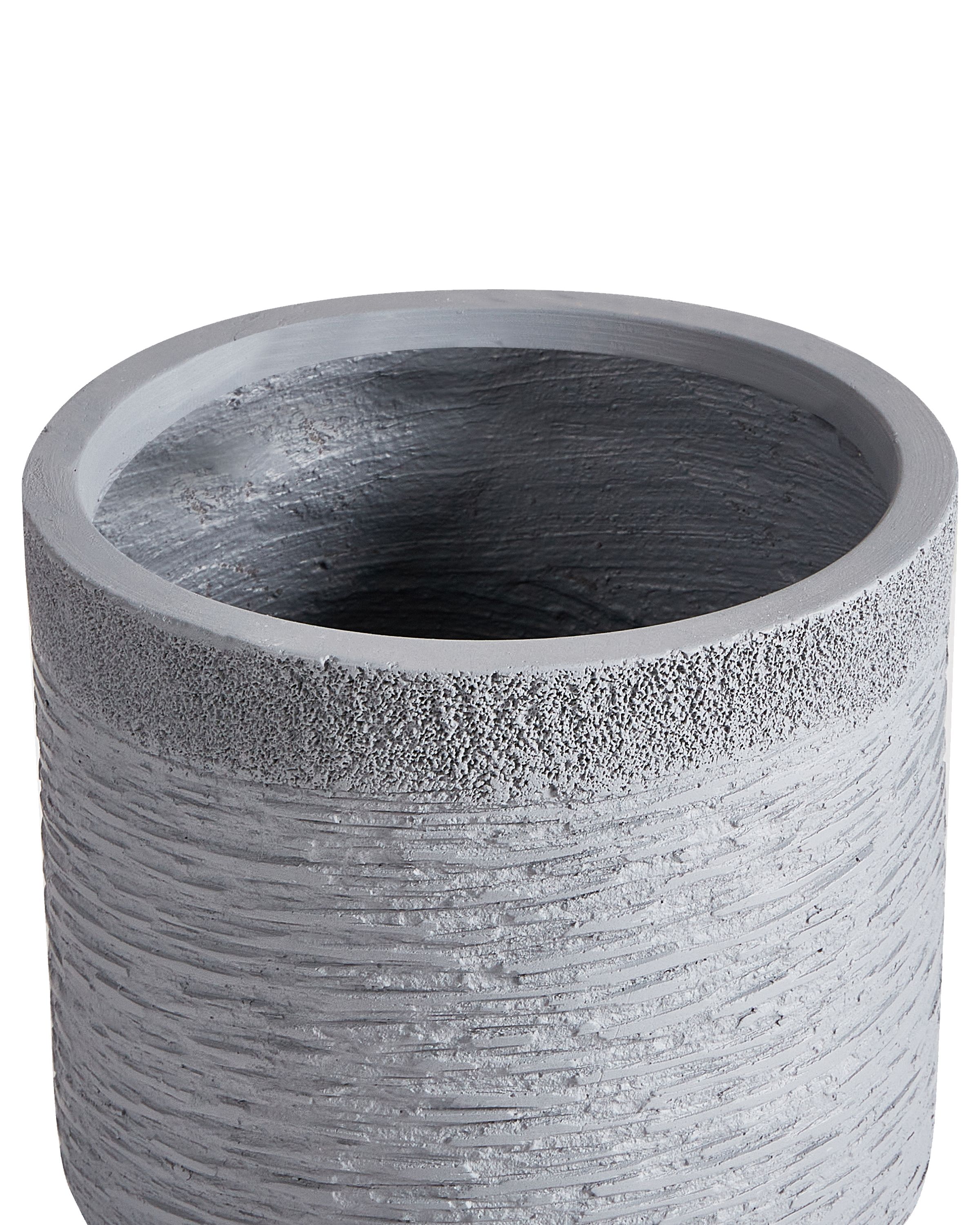 Cache pot 26 X 26 X 25 Cm Gris SAMOS Beliani fr Cache pot 26 x 26 x 25 cm gris samos beliani fr