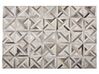 Kožený patchworkový koberec 140 x 200 cm hnědý a béžový TAYTAN_851158