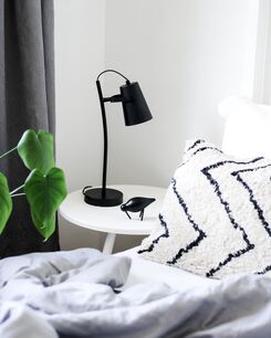 Pöytävalaisin teräs musta FLINT