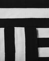 Outdoor Teppich schwarz-weiß 80 x 150 cm Streifenmuster Kurzflor TAVAS_714866