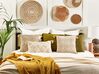 2 welurowe poduszki dekoracyjne z frędzlami geometryczny wzór 45 x 45 cm beżowe SANTOLINA_838191
