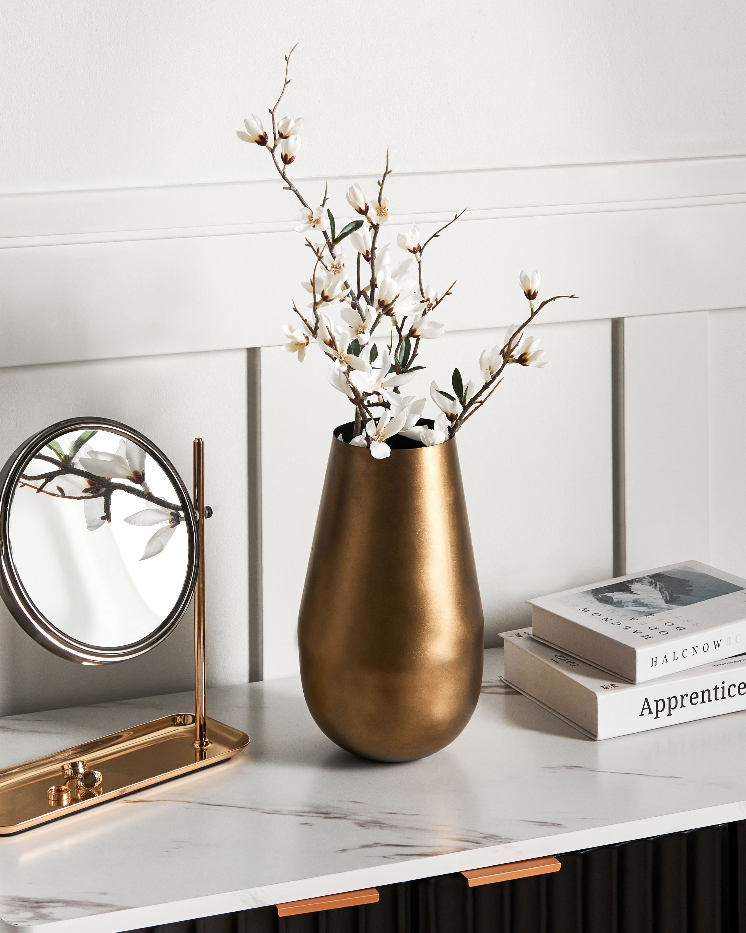 Vaso decorativo em alumínio dourado KATCHAL