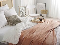 Vaaleanruskea huopa 200x220cm TERKE II Vaaleanruskea huopa 200x220cm TERKE II