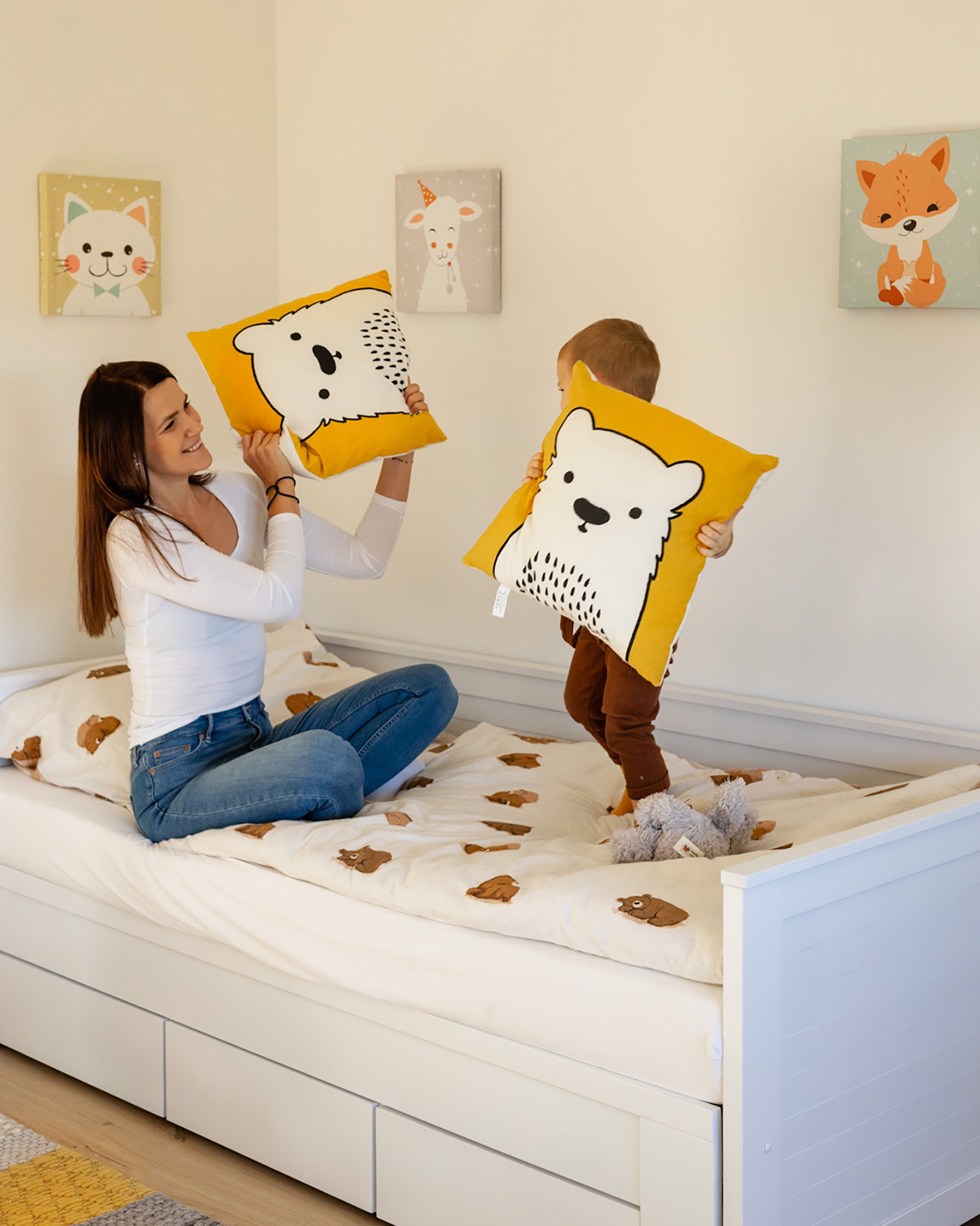 Set of 2 Cotton Kids Cushions Bear 45 x 45 cm Yellow WARANASI_907434