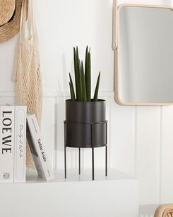 Kukkateline rauta musta 16 x 16 x 28 cm MILEA Kukkateline rauta musta 16 x 16 x 28 cm MILEA