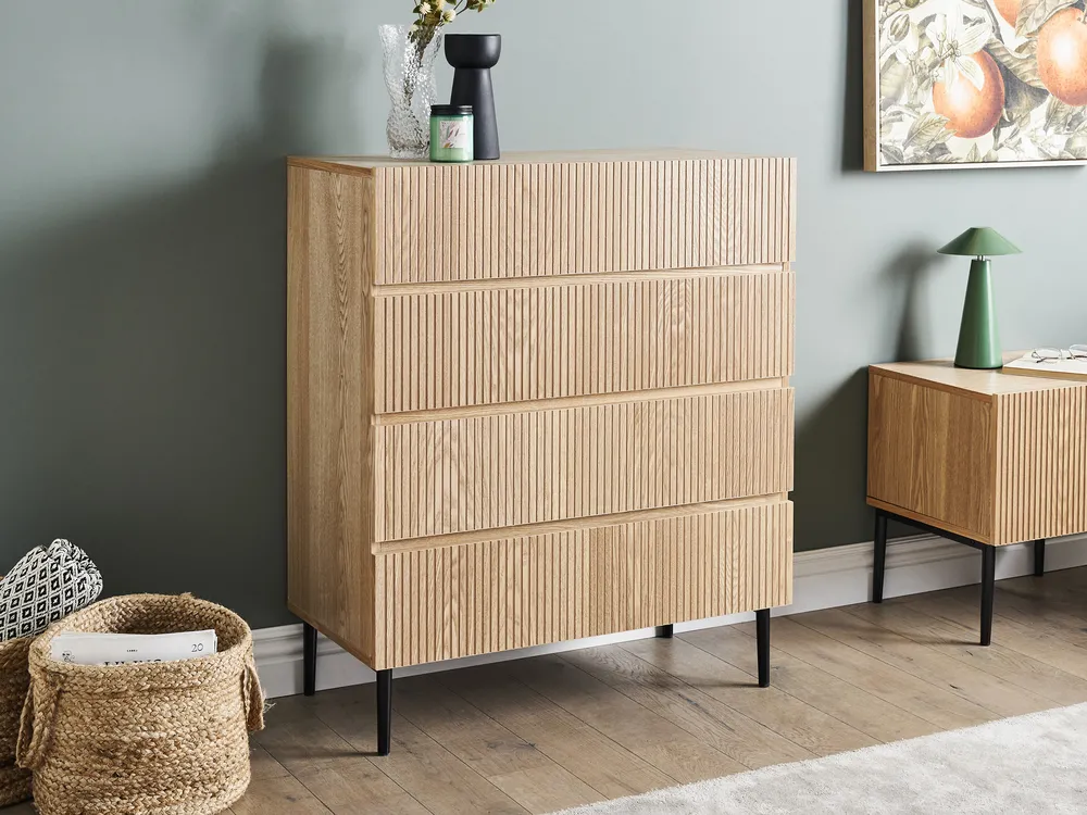 Komoda se 4 zásuvkami BLYTHE Přírodní jasan