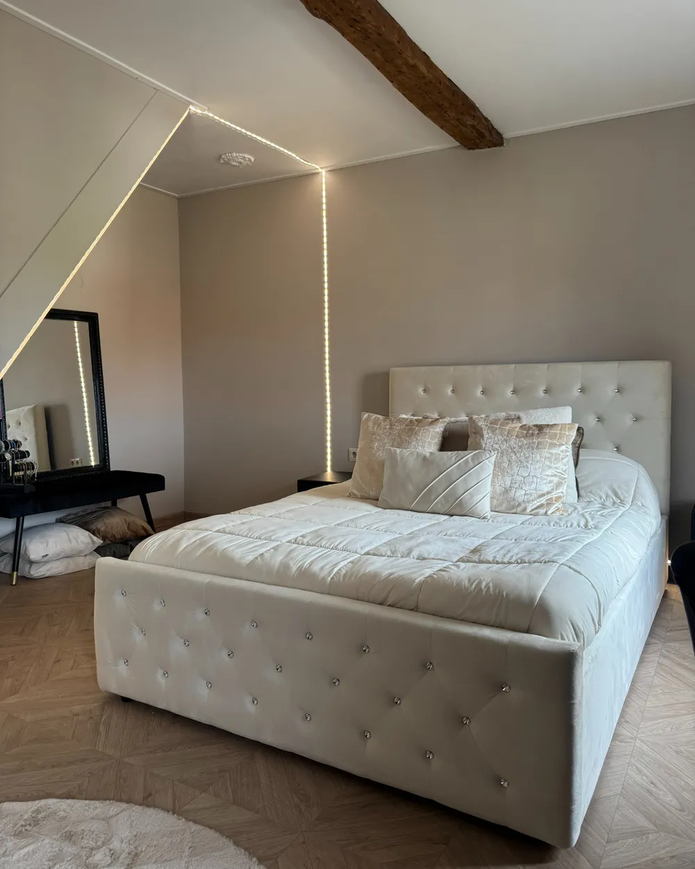 Ottoman Bed AMIENS Velvet Light Beige 160 x 200 cm (EU King Size)_983611