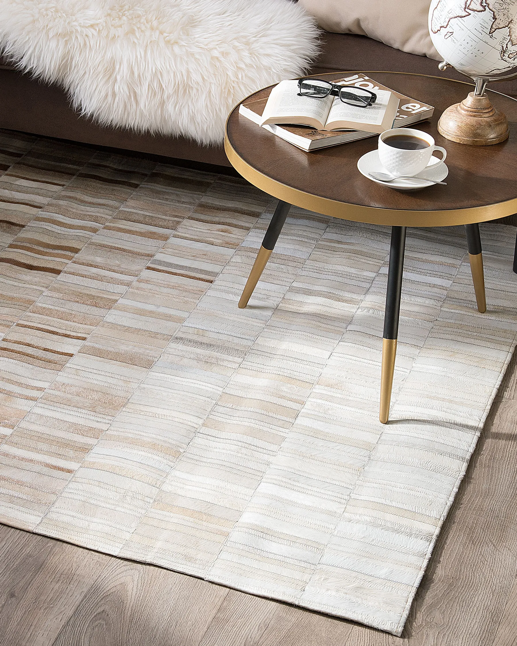 Rug YAGDA Beige 140 x 200 cm Leather_743499
