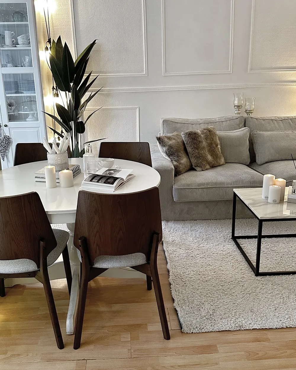 HOMCOM Set 2 Sedie da Pranzo Imbottite con Schienale Alto e Gambe in Legno, 50x62x96 cm, Grigio Scuro | Leroy Merlin
