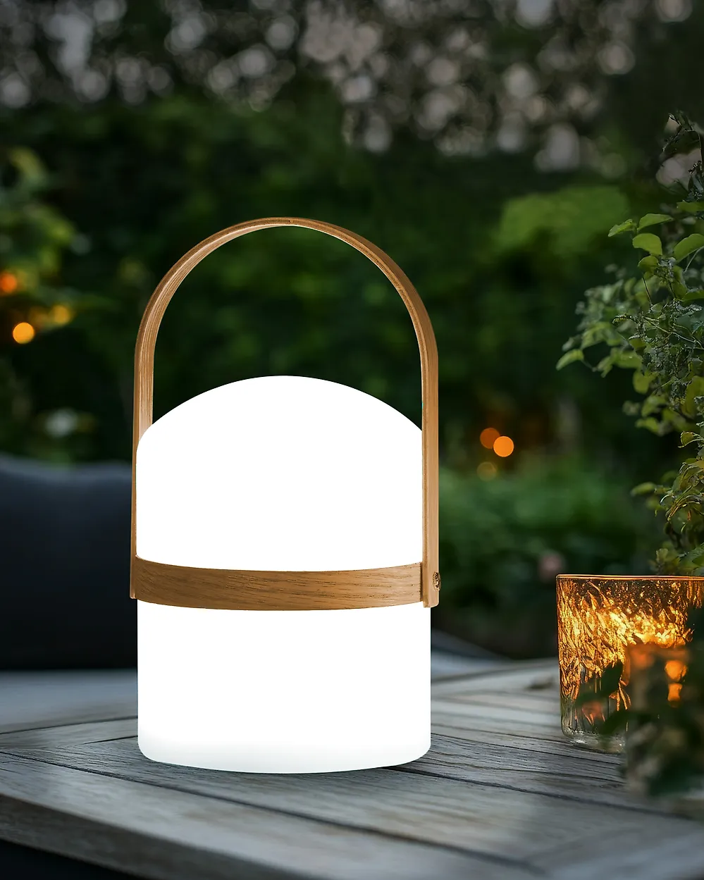 LED Outdoor Tischlampe ESTERO mit Fernbedienung Weiß